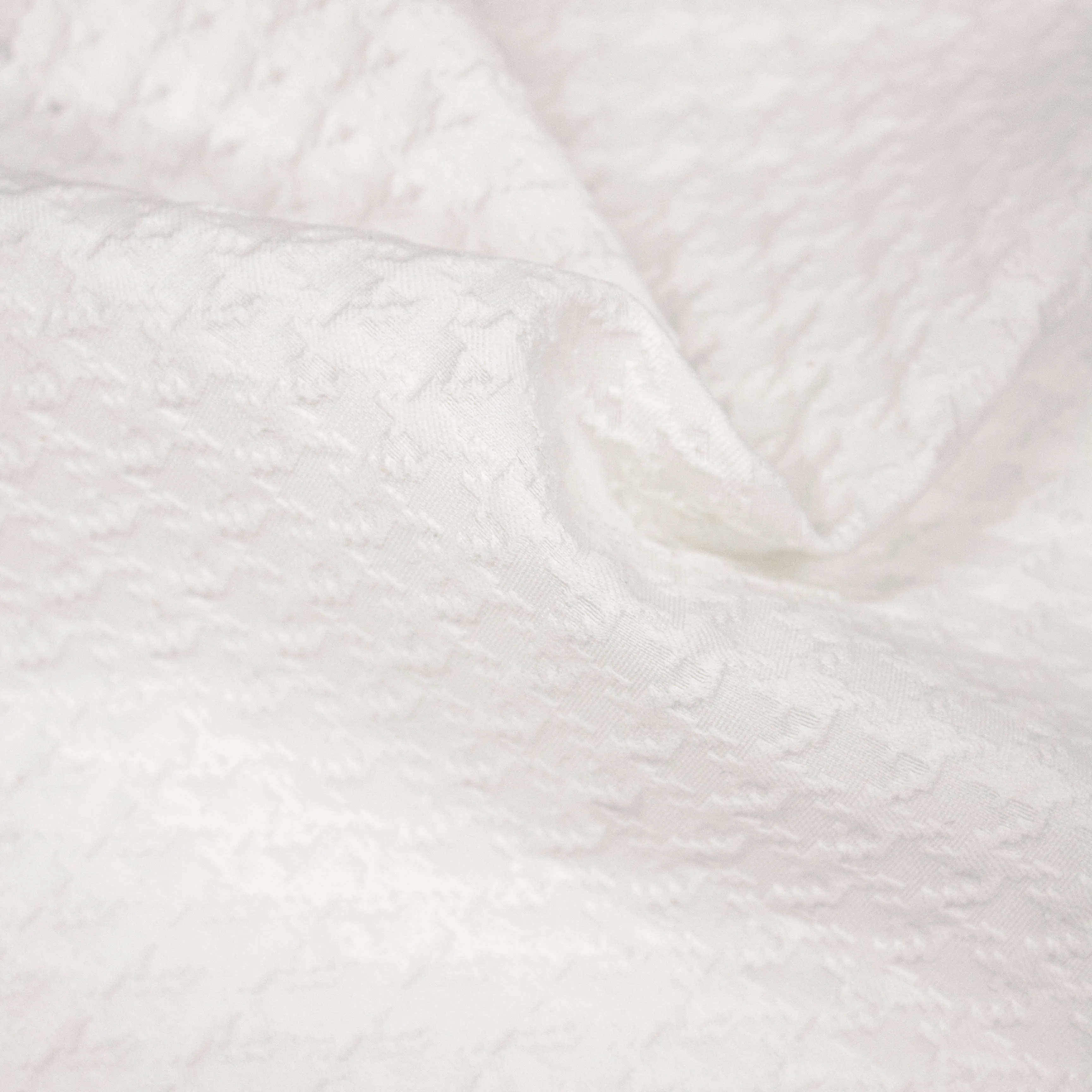 Cedris Off White Pied De Poule Polyester Jacquard