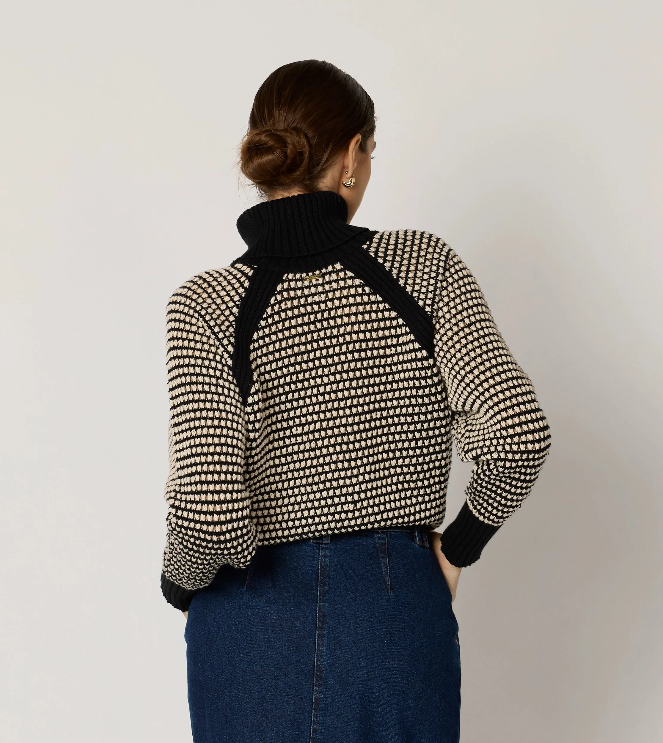 Madison Sweater | Black/Ivory