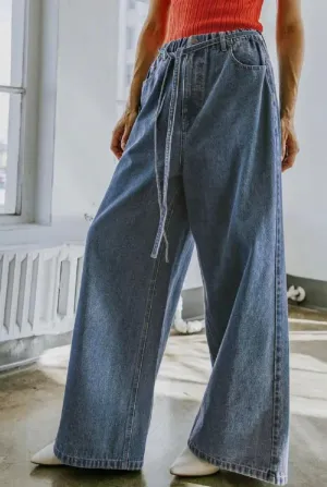 Relaxed Denim Jeans