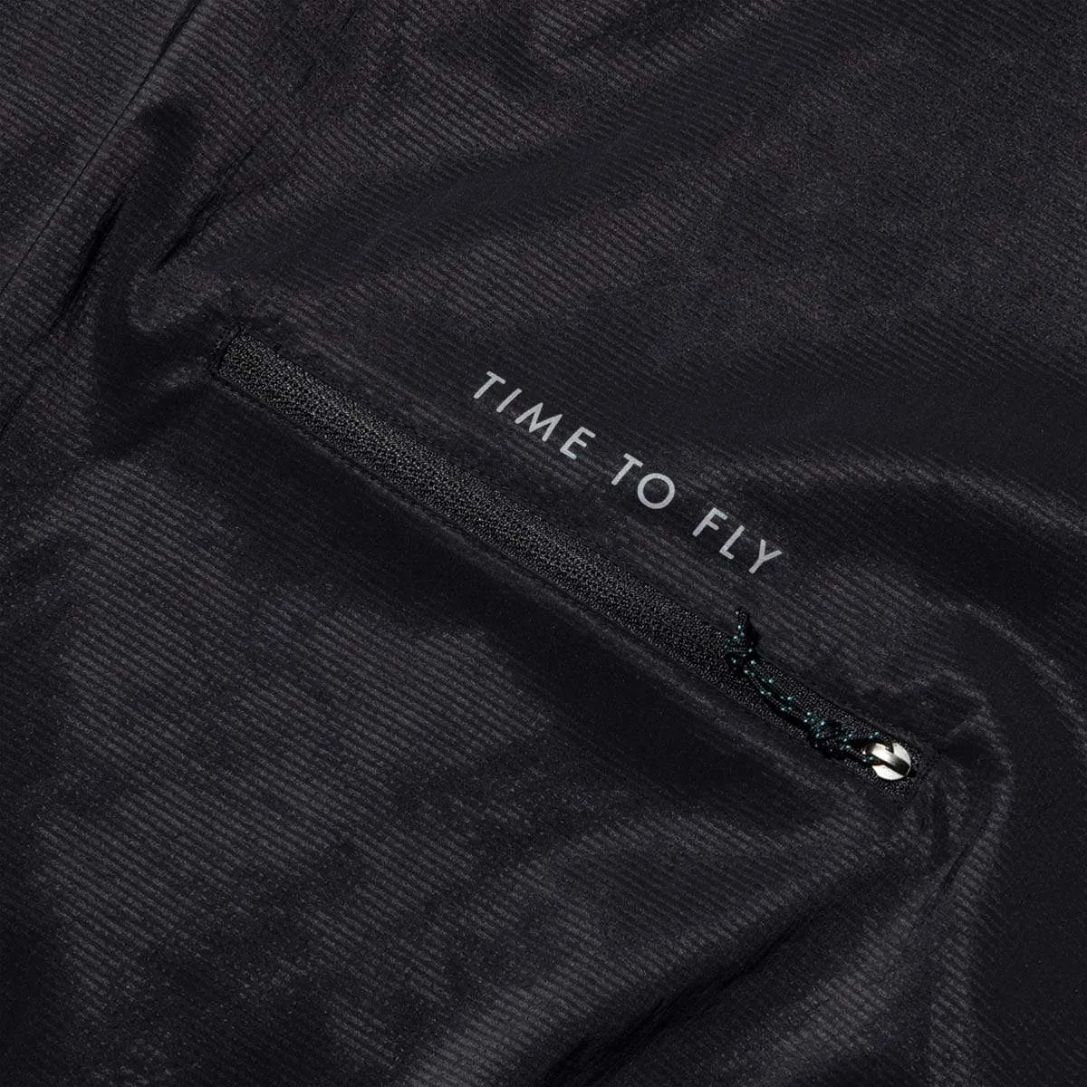 x thisisneverthat WIND RESISTANT HOODED PULLOVER