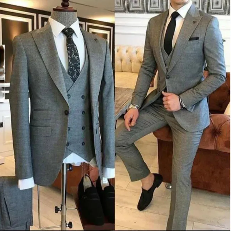 xiangtuibao Costume Homme 3 Pieces New Arrival Men Suits  Slim Fit Peak Lapel One Button Tailor Made Man Suit Blazer (Jacket Pants Vest）